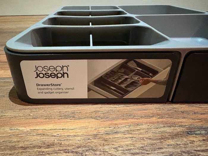 Joseph Joseph Drawer Store Expanding Cutlery & Utensil Organiser