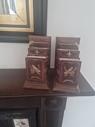 bookends