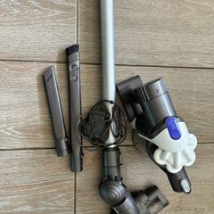 dyson for parts (cutting out)