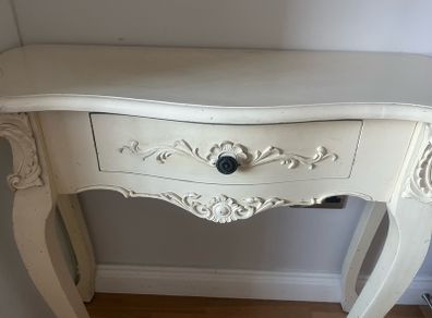 Table vanity