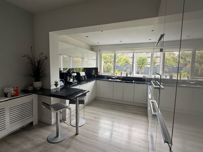 High Gloss Kitchen
