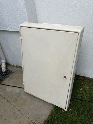 esb or gas meter box