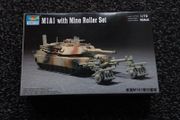 Trumpeter : M1A1 With Mine Roller Set : 1:72 Scale - 2009