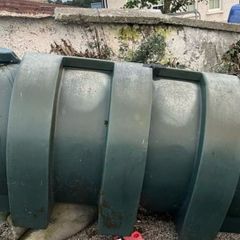 Oil tank
