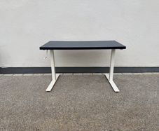 IKEA Sit/Stand Desk - Free To Collect