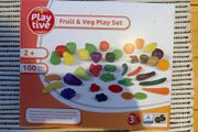 Fruit and veg toy set