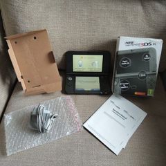 New Nintendo 3DS XL Console Boxed Super
