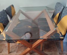 Kitchen table