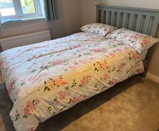 New 4ft Green Wood Bed -  option for new mattress & locker