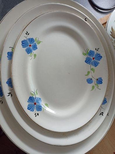 3 X Arklow Platters