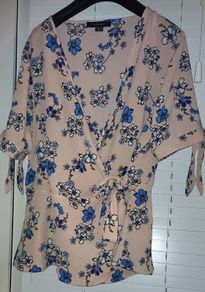 Pink & blue floral top