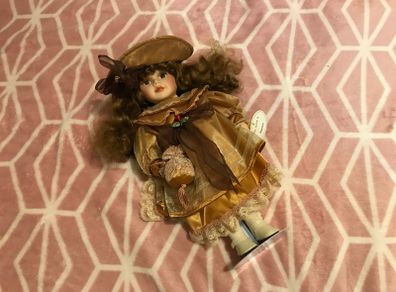 Porcelain doll.Leonardo collector. With tag