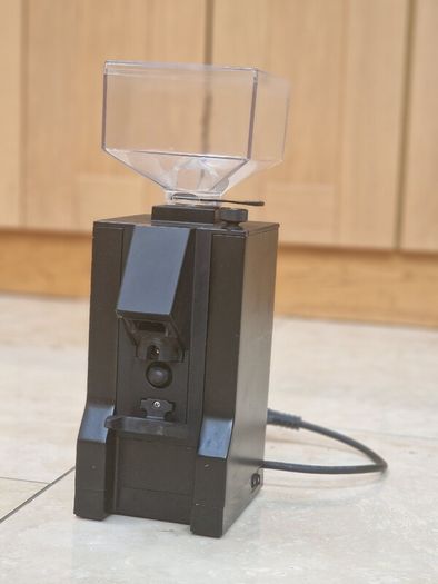 Eureka Mignon Coffee Grinder (50mm Flat Burrs)