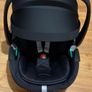 Maxi Cosi pebble 360 car seat and isofix base Image 3
