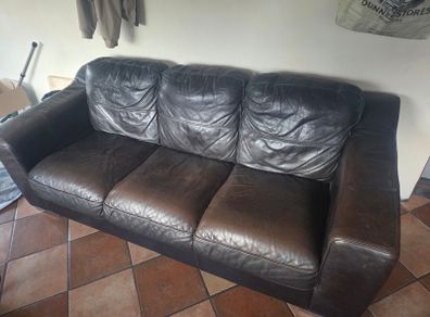 2 & 3 Seater Sofas