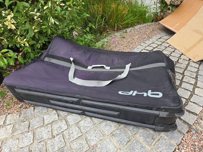 DHB Elstead Wheeled Bike Bag