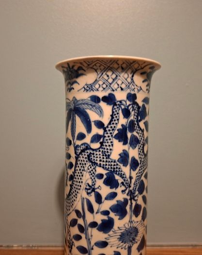 Chinese Porcelain cylinder vase Kangxi Mark 19th Century Brush Pot