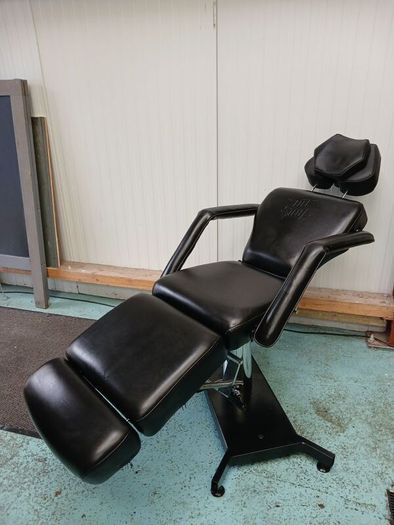 Barber/Tattoo chair