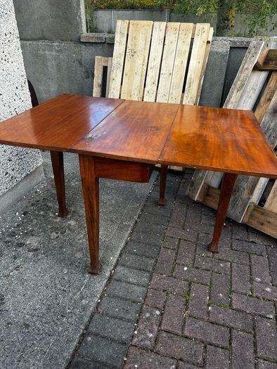 foldable table