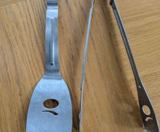 Weber tongs and spatula set