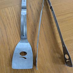 Weber tongs and spatula set