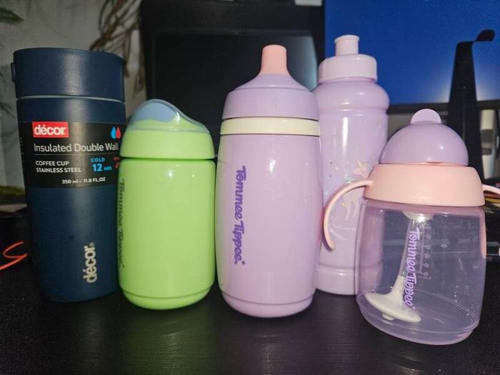 Sippy cup/ bottles
