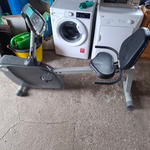 Recumbant exercise bike