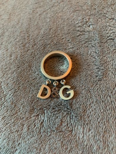 D&G Ring
