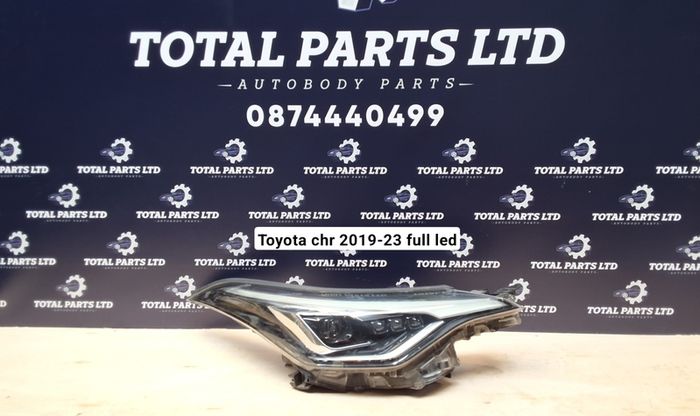Toyota chr 2019-23 headlight