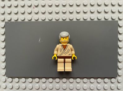 lego star wars sw0023 Obi-Wan Kenobi minifigure- Old, Yellow Head, Light Gray Hair