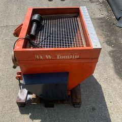 D.w. Tomlin salt spreader