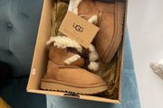 UGG boots Bailey bow infant size Uk5