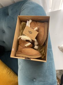 UGG boots Bailey bow infant size Uk5