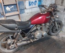 Kawasaki zephyr 550 project