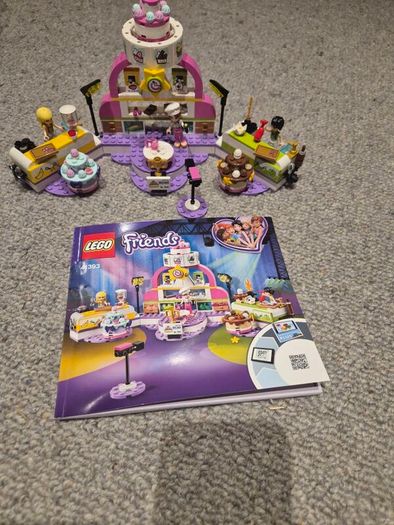 Lego Friends 41393 Baking Competition