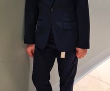 Stunning Paul Costello Suit for 9 years boy navy 3 piece with shirt used once