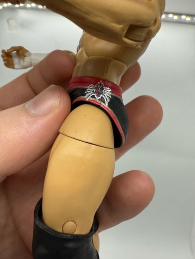 wwe elite series 32 Cody Rhodes action figure