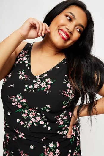 PLUS SIZE (24) Dorothy Perkins Floral Top. New