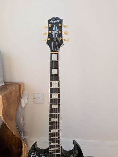 Lefthanded electric guitar