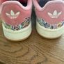 Kids Adidas Liberty London campus trainers Image 4