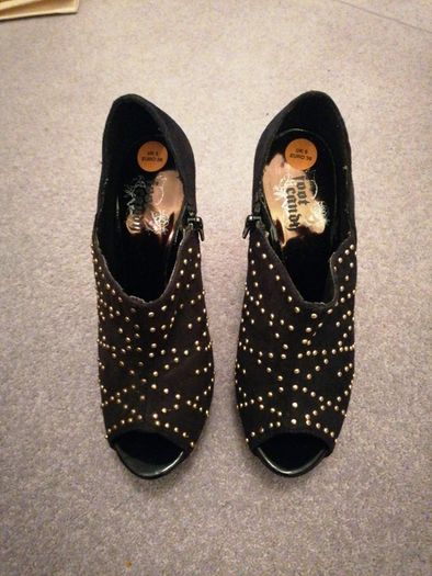 Ladies platform shoe