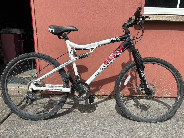 Mountain Bike Apollo Kanyon