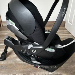 Cybex Cloud T i-Size + Cybex Base T Excellent Condition