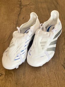Predator boots size 7