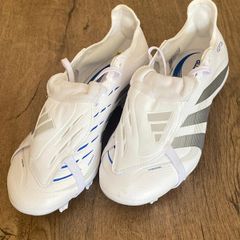 Predator boots size 7