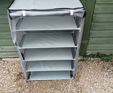 Shoe stand