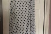 pleated skirt