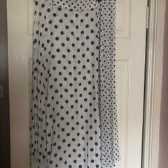 pleated skirt