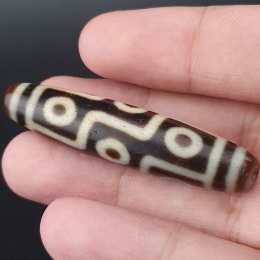 Antique Himalayan 9 Eyes Agate Dzi Bead Amulet