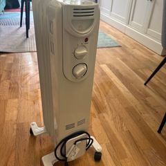 Like New Argos Oil Heater